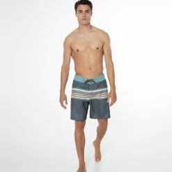 Protest Beachshort " PRTKALFORD In Huntergreen 12 Protest Beachshort " PRTKALFORD In Huntergreen -protest shop protest beachshort prtkalford in huntergreen 2