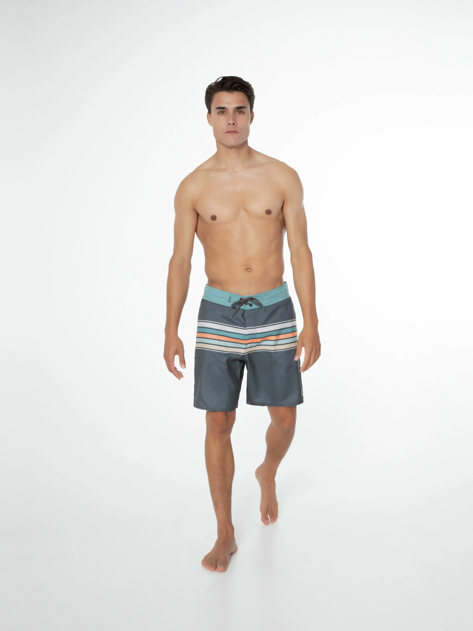 Protest Beachshort " PRTKALFORD In Huntergreen 5 Protest Beachshort " PRTKALFORD In Huntergreen – Bild 3