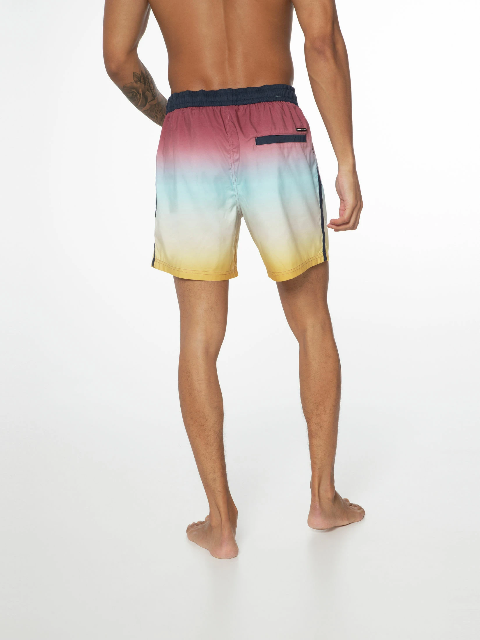 Protest Beachshort " PRTYOUENN In Roan Rougebordeaux 9 Protest Beachshort " PRTYOUENN In Roan Rougebordeaux – Bild 7