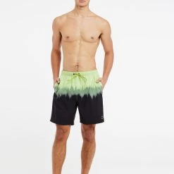 Protest Beachshorts " PRTCAGNES In AlgaeGreen -protest shop protest beachshorts prtcagnes in algaegreen 2