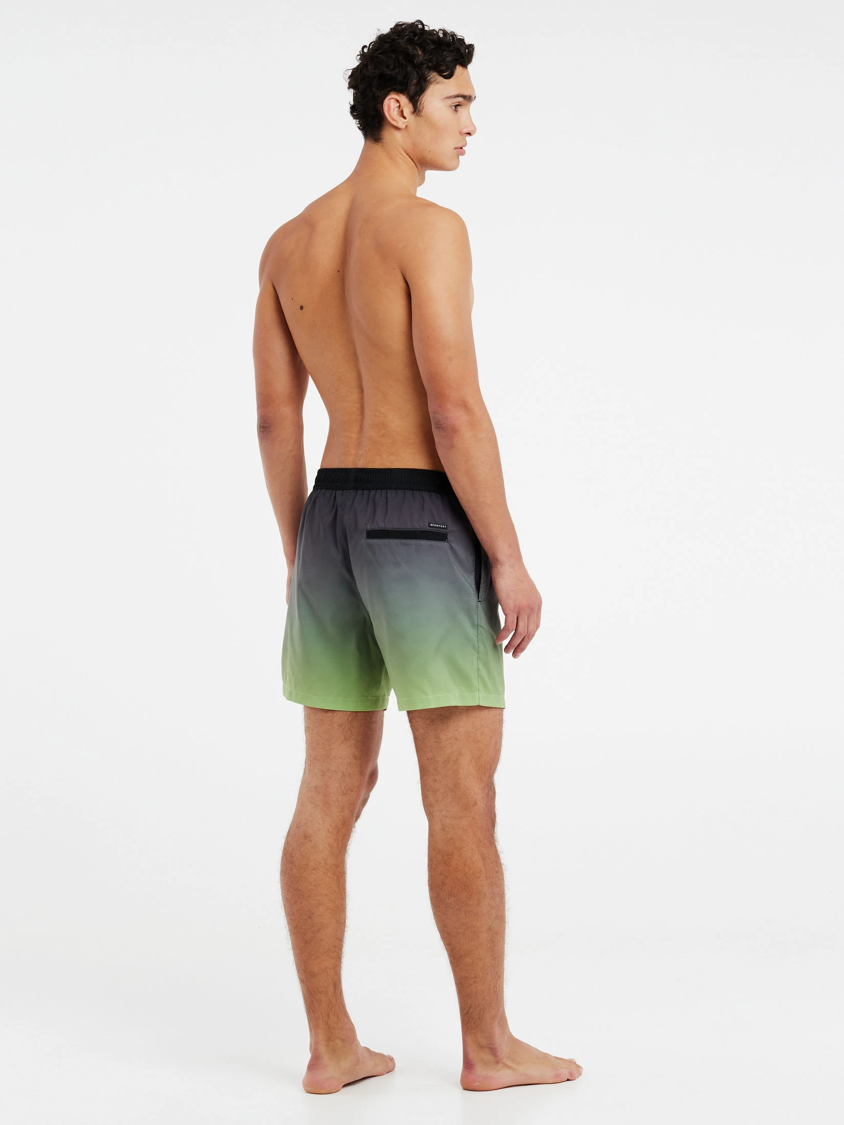 Protest Beachshorts " PRTKRABI In AlgaeGreen 9 Protest Beachshorts " PRTKRABI In AlgaeGreen – Bild 7