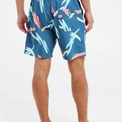 Protest Beachshorts " PRTLEUCA In DeepDive Blue -protest shop protest beachshorts prtleuca in deepdive blue 3
