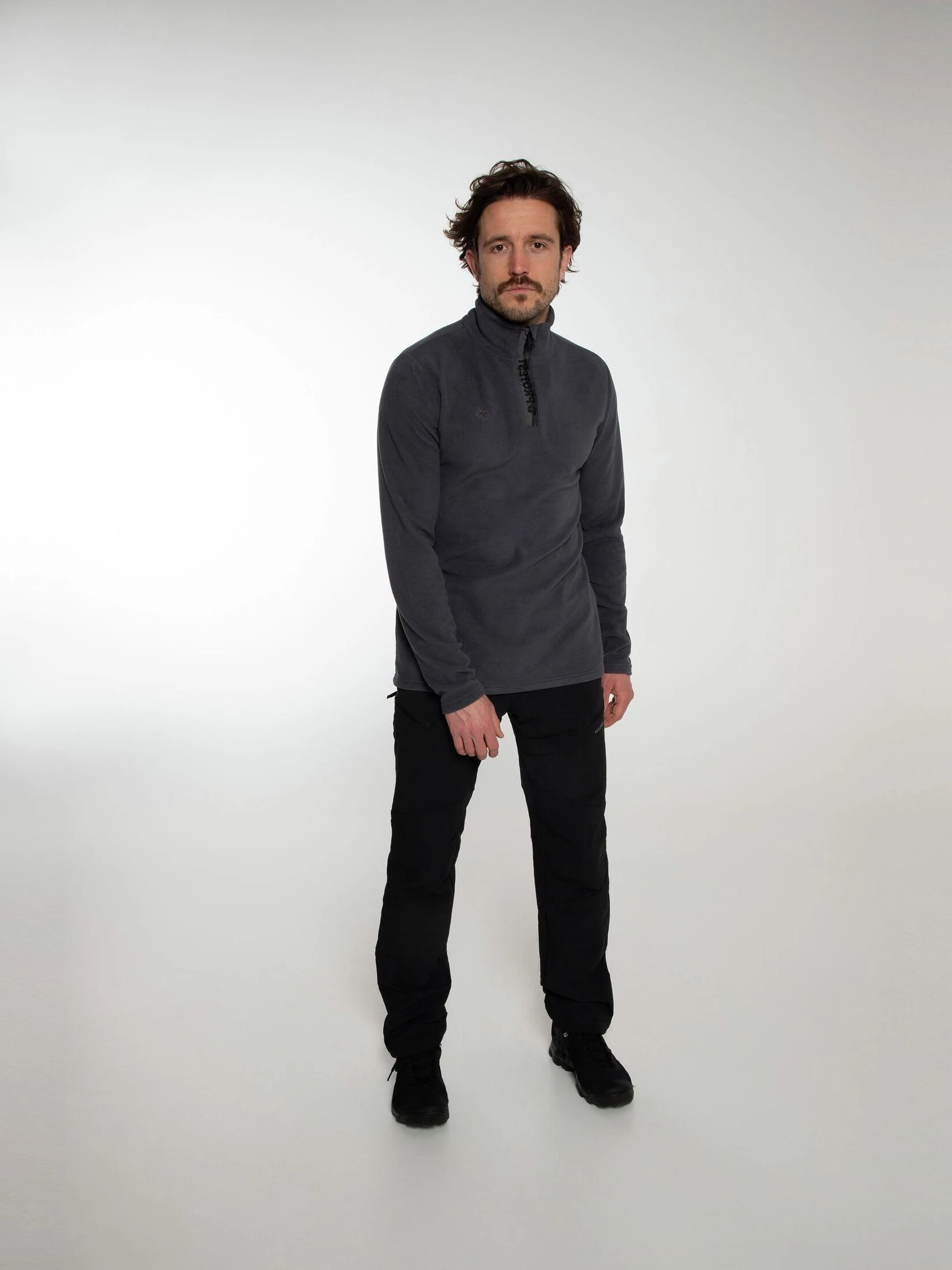 Protest Fleece " PERFECTO In Asphalt 5 Protest Fleece " PERFECTO In Asphalt – Bild 3