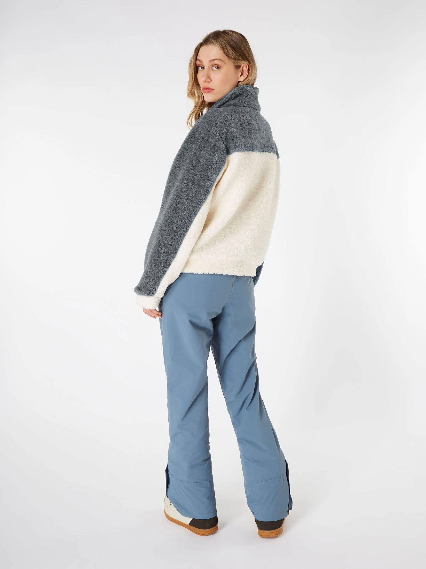 Protest Full Zip Top " PRTQUARTZIE In Manatee 8 Protest Full Zip Top " PRTQUARTZIE In Manatee – Bild 6