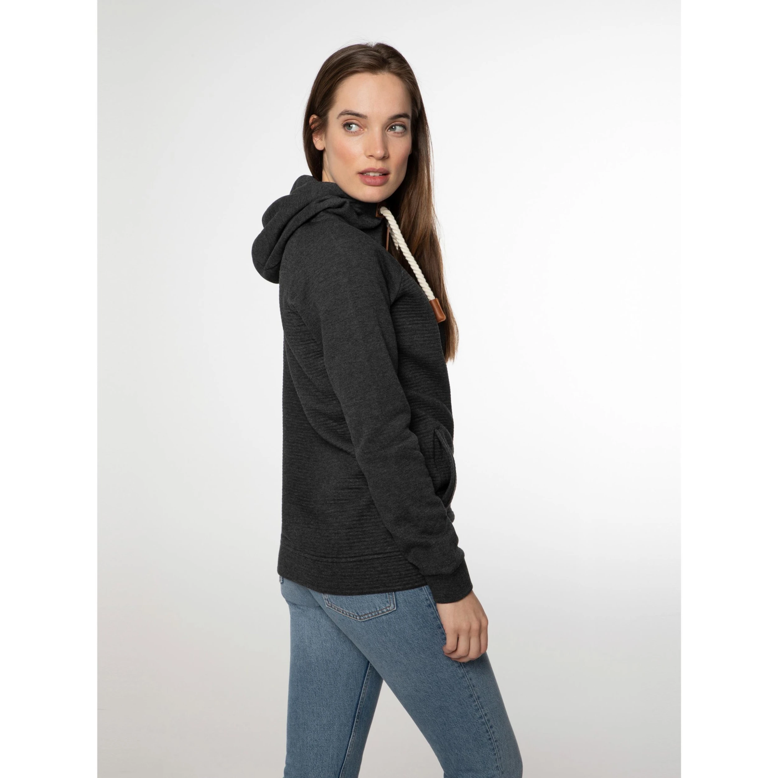 Protest Kapuzenjacke NXG GRACYE In True Black 8 Protest Kapuzenjacke NXG GRACYE In True Black – Bild 6