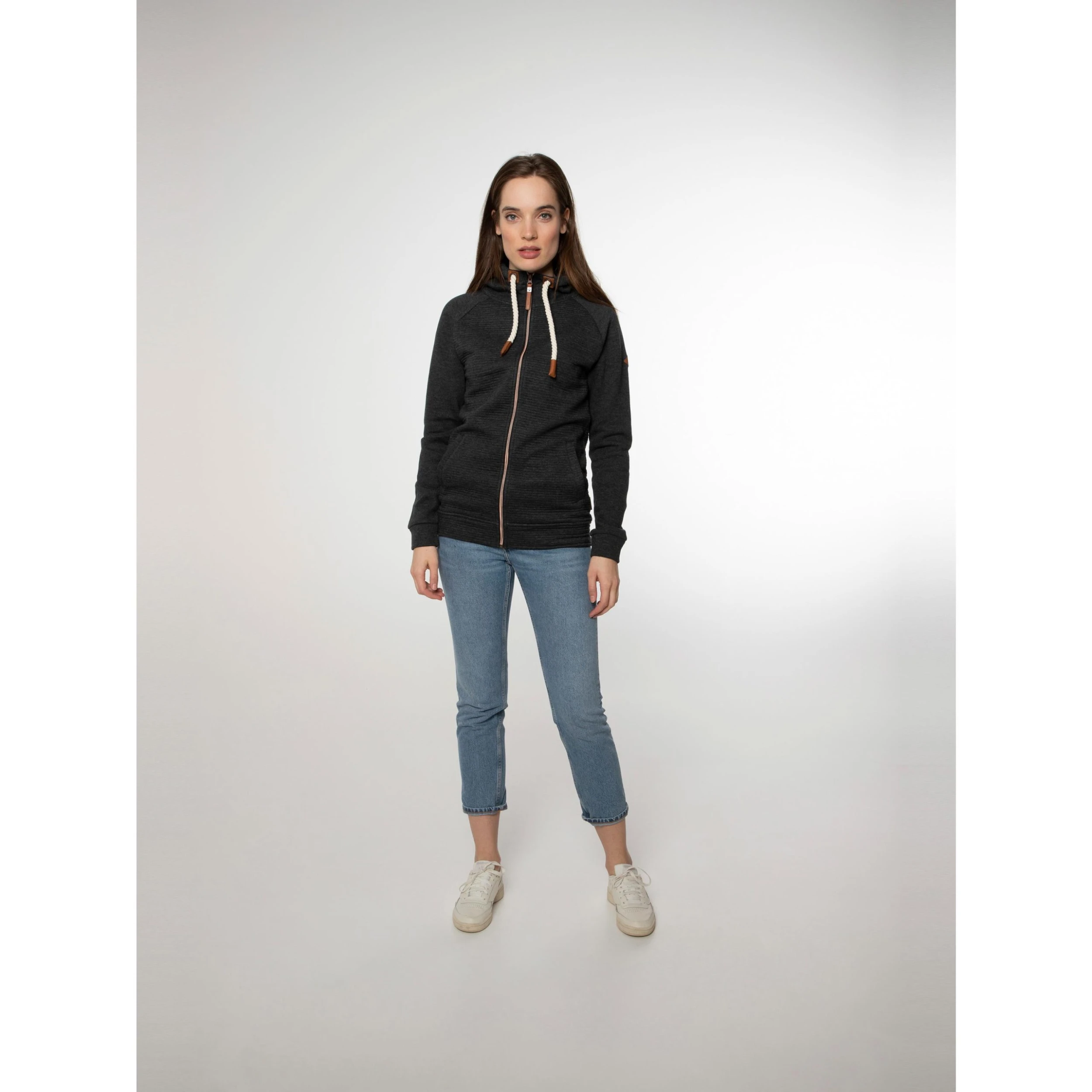 Protest Kapuzenjacke NXG GRACYE In True Black 10 Protest Kapuzenjacke NXG GRACYE In True Black – Bild 8