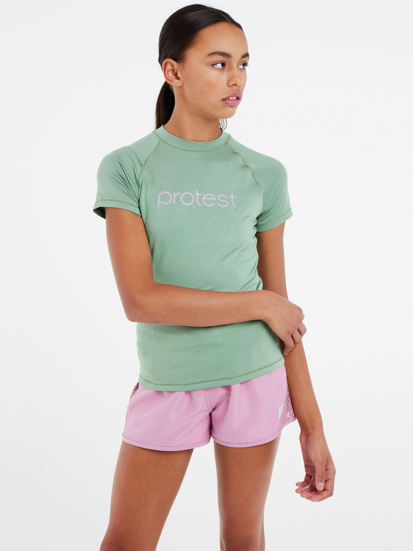 Protest Kurzarm-Rashguard " PRTSENNA JR In Green Baygreen 4 Protest Kurzarm-Rashguard " PRTSENNA JR In Green Baygreen – Bild 2