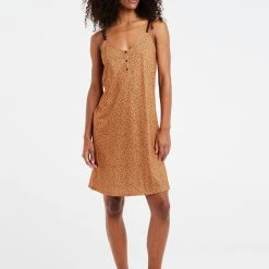 Protest Minikleid " PRTMAKARAS In Sandstone 11 Protest Minikleid " PRTMAKARAS In Sandstone -protest shop protest minikleid prtmakaras in sandstone 2