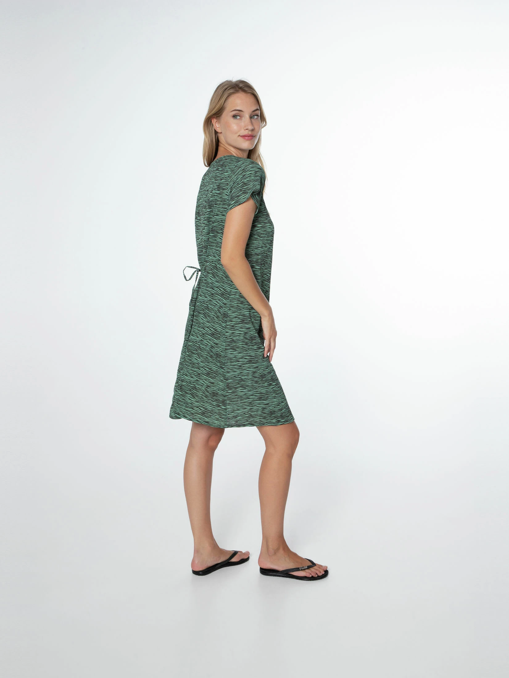 Protest Minikleid " PRTRAJA In Green Baygreen 9 Protest Minikleid " PRTRAJA In Green Baygreen – Bild 7