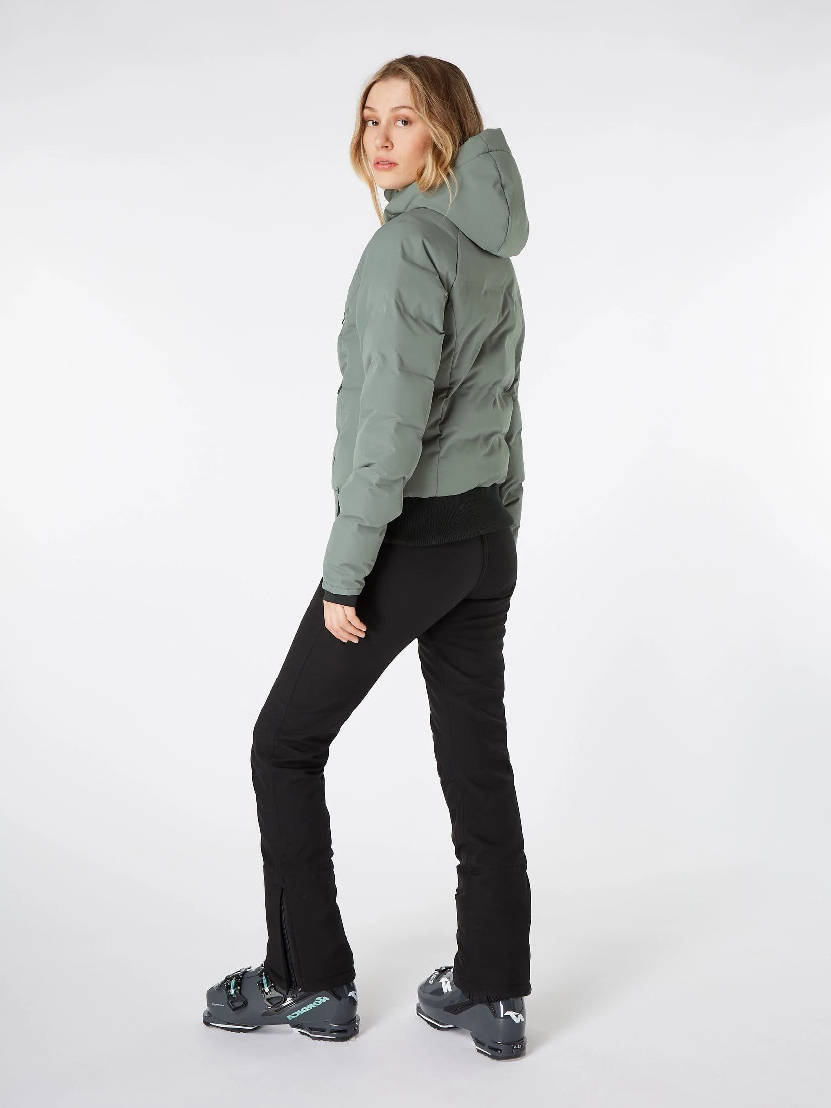 Protest " PRTALYSSUM In Mistygreen 8 Protest " PRTALYSSUM In Mistygreen – Bild 6