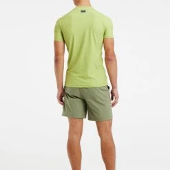 Protest Rashguard Short Sleeve " PRTCATER In AlgaeGreen 15 Protest Rashguard Short Sleeve " PRTCATER In AlgaeGreen -protest shop protest rashguard short sleeve prtcater in algaegreen 6