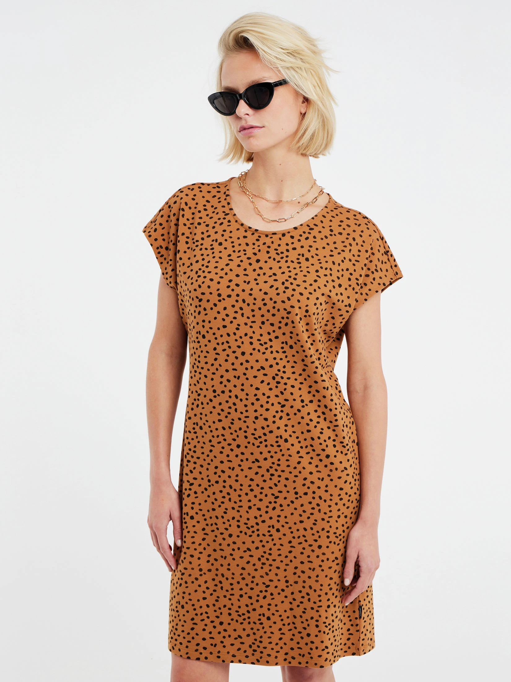 Protest T-Shirt-Kleid " PRTCATRINA 23 In Sandstone 4 Protest T-Shirt-Kleid " PRTCATRINA 23 In Sandstone – Bild 2