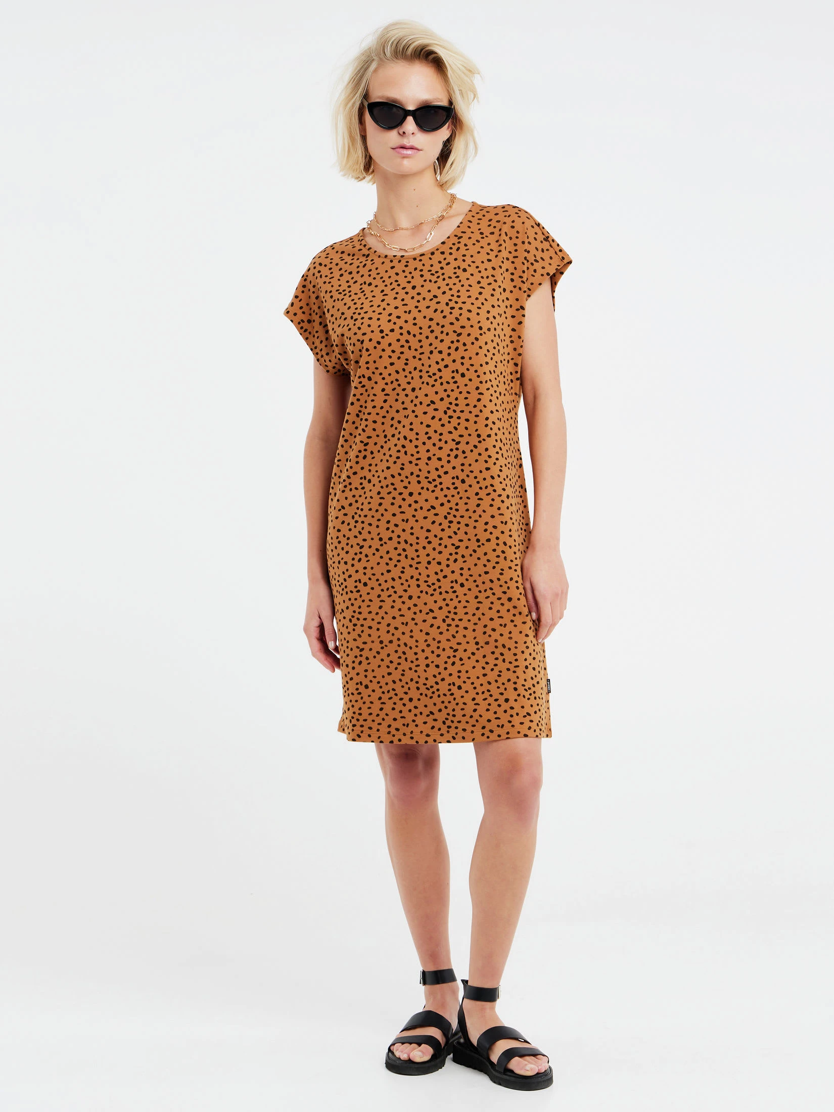 Protest T-Shirt-Kleid " PRTCATRINA 23 In Sandstone 5 Protest T-Shirt-Kleid " PRTCATRINA 23 In Sandstone – Bild 3