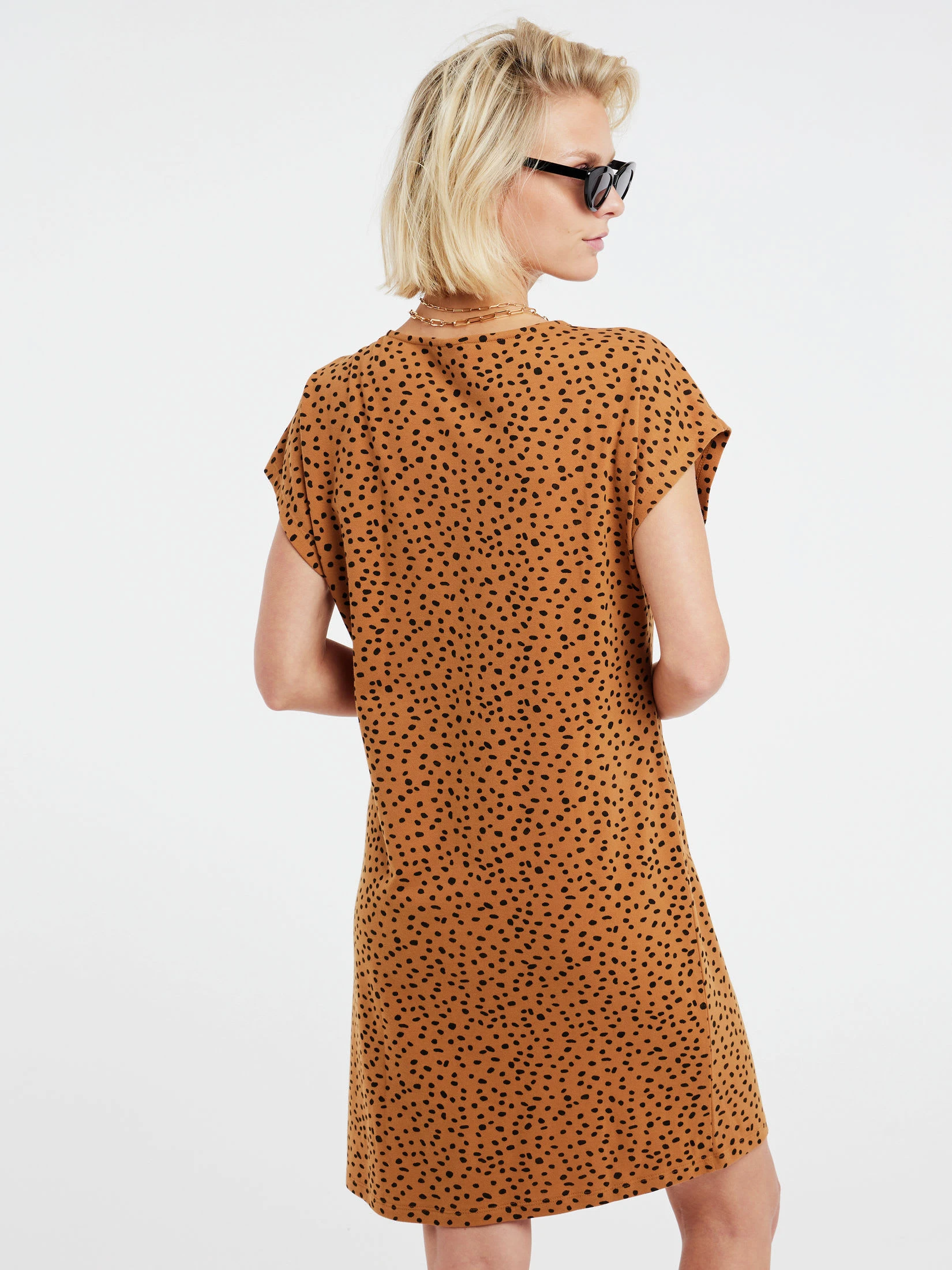 Protest T-Shirt-Kleid " PRTCATRINA 23 In Sandstone 7 Protest T-Shirt-Kleid " PRTCATRINA 23 In Sandstone – Bild 5