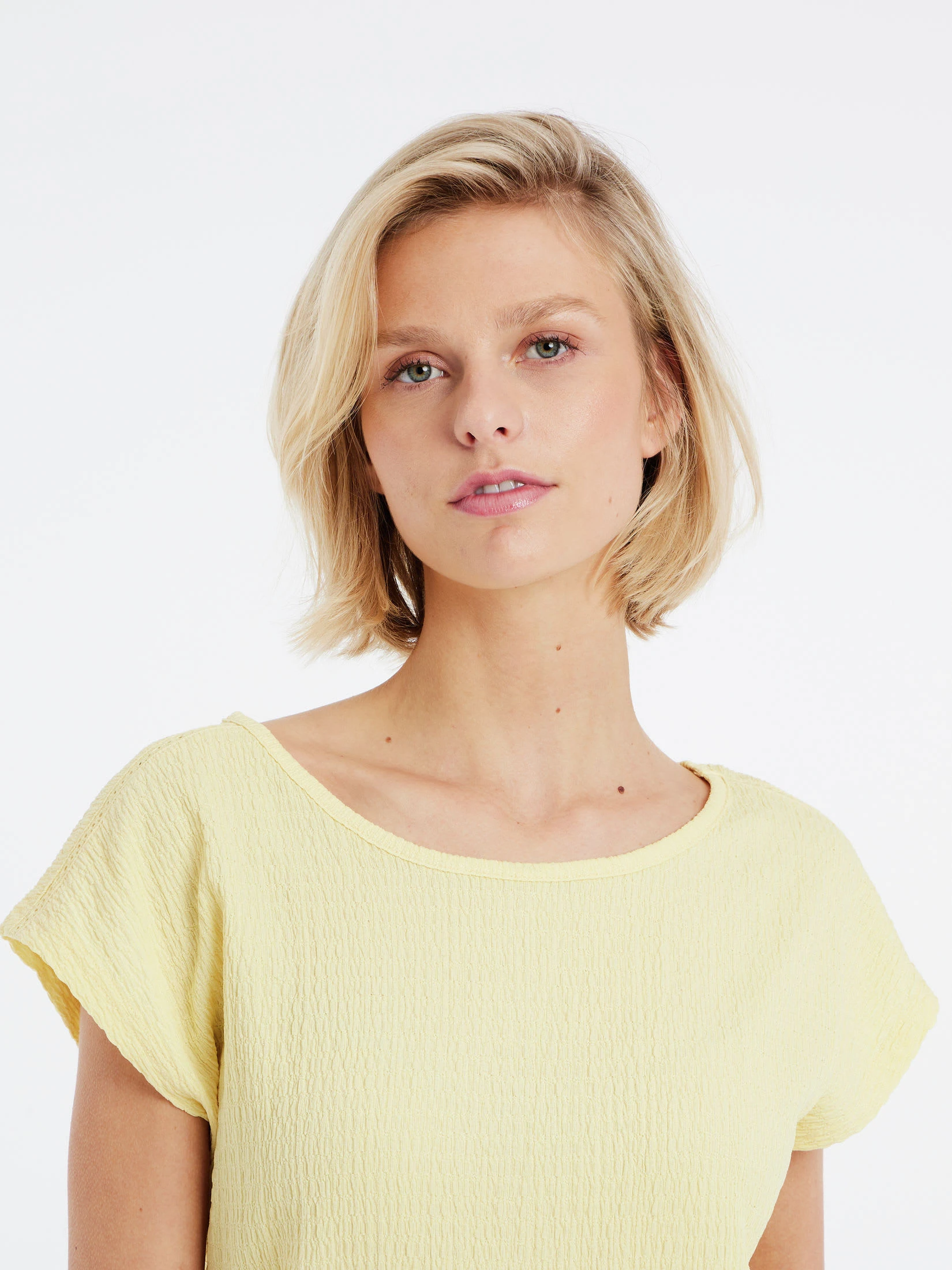 Protest T-shirt " PRTBOREAL In MacaroonYellow 8 Protest T-shirt " PRTBOREAL In MacaroonYellow – Bild 6