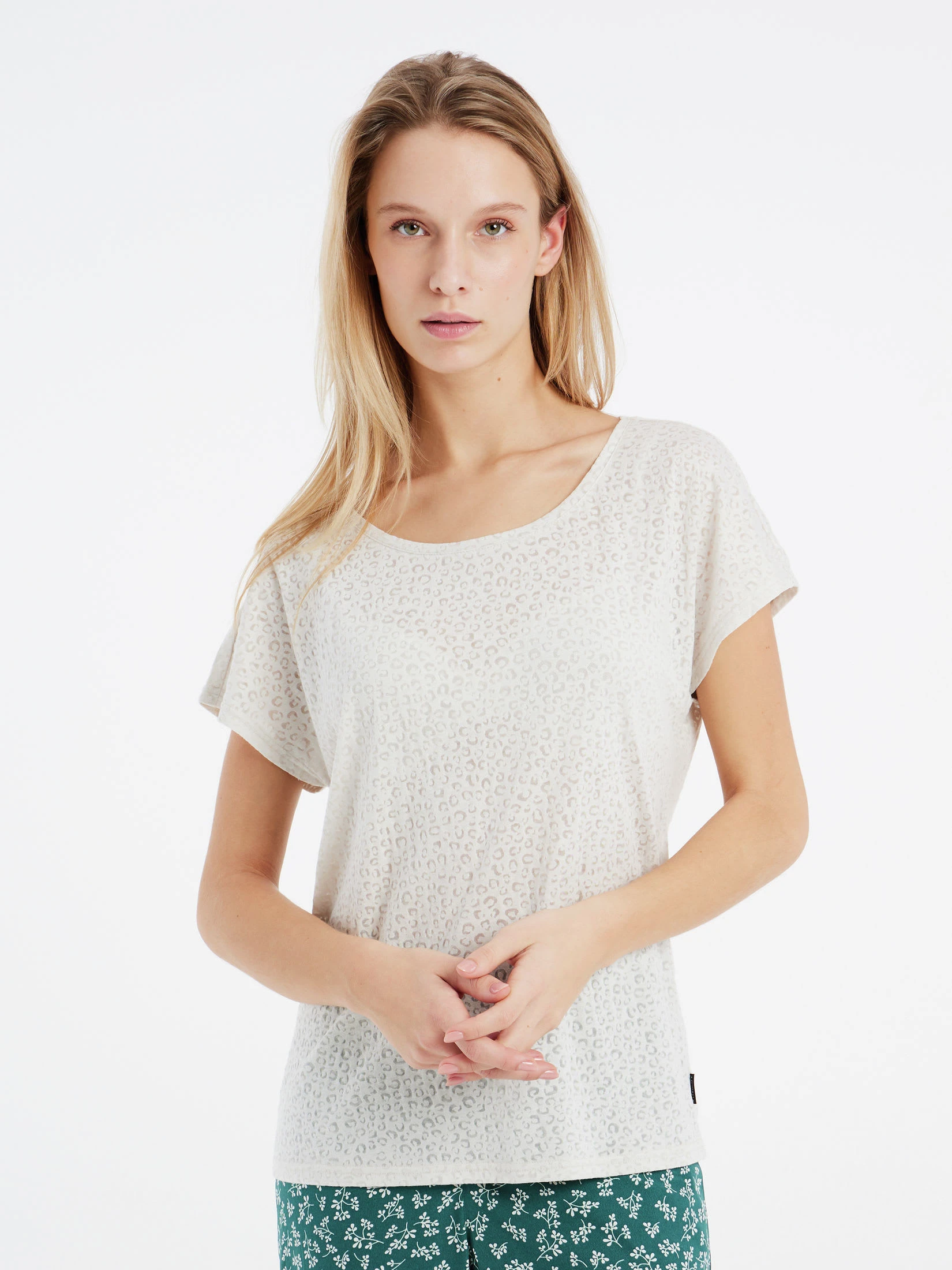 Protest T-shirt " PRTMEGAN In Kitoffwhite 4 Protest T-shirt " PRTMEGAN In Kitoffwhite – Bild 2