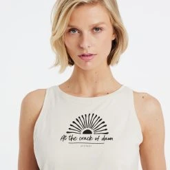 Protest Tanktop " PRTKUHLI In Kitoffwhite 14 Protest Tanktop " PRTKUHLI In Kitoffwhite -protest shop protest tanktop prtkuhli in kitoffwhite 5