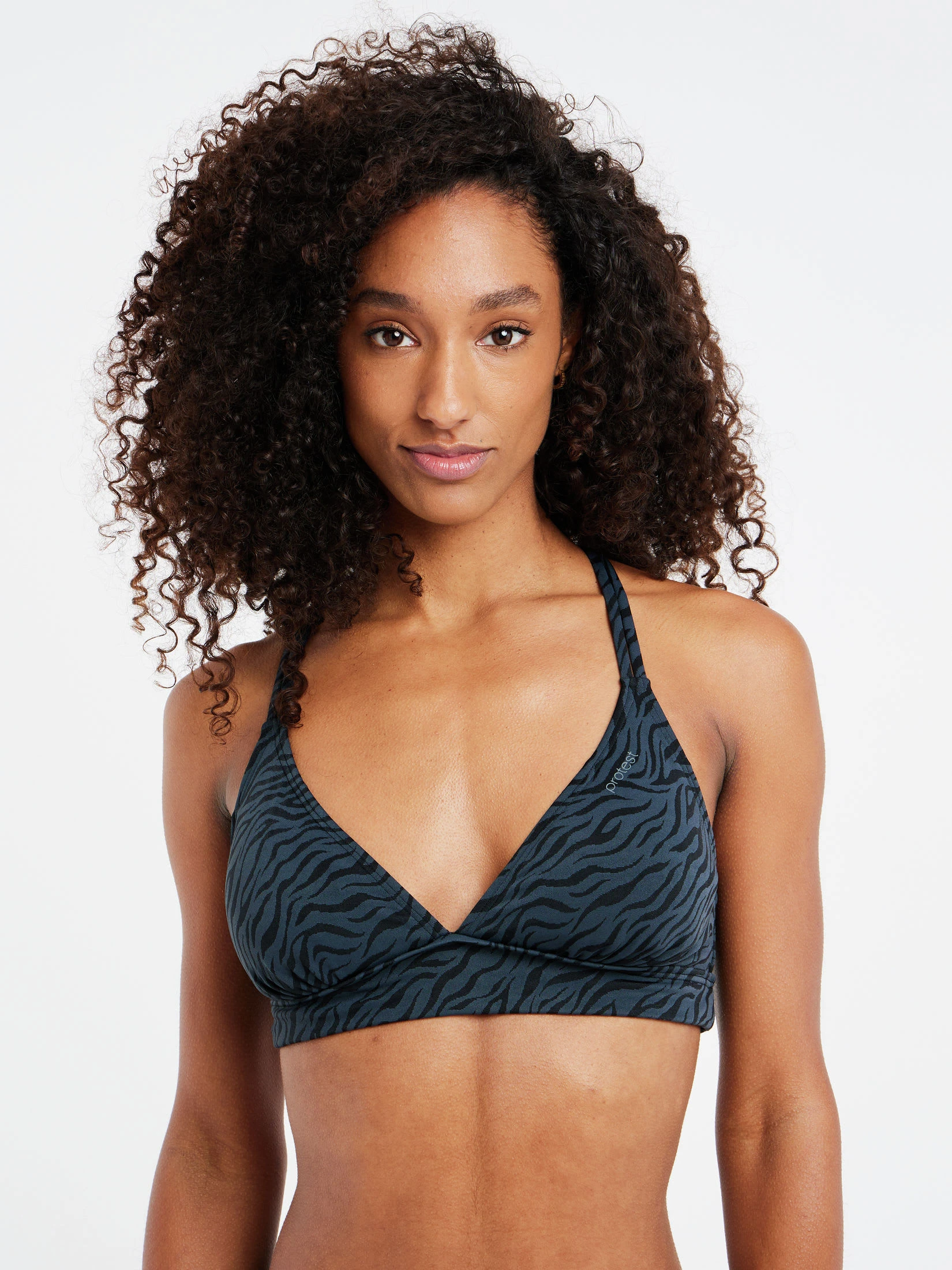 Protest Triangel-Bikini " MIXSUPERO 23 In True Black 4 Protest Triangel-Bikini " MIXSUPERO 23 In True Black – Bild 2