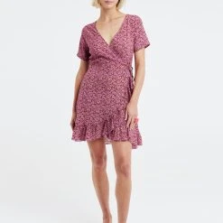 Protest Wickelkleid " PRTSKY 23 In Duskyrose 11 Protest Wickelkleid " PRTSKY 23 In Duskyrose -protest shop protest wickelkleid prtsky 23 in duskyrose 2